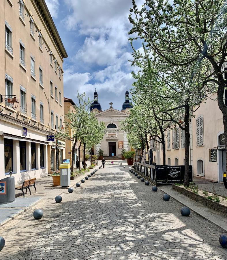 Charmant Appartement Au Coeur De Neuville - Lyon A 20Mn Ngoại thất bức ảnh